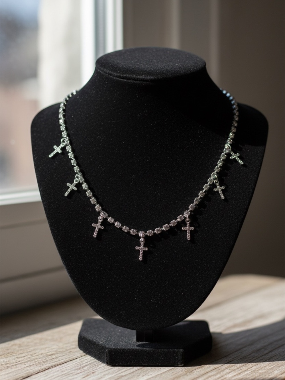 Silver Cross Choker Necklace With Bling Studs 🆕 - Picture 3 of 3